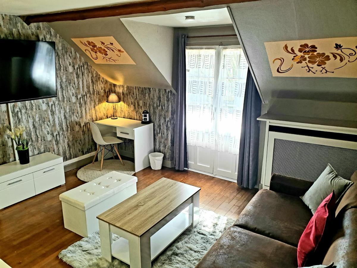Maison Lalongere Longueville  Zewnętrze zdjęcie